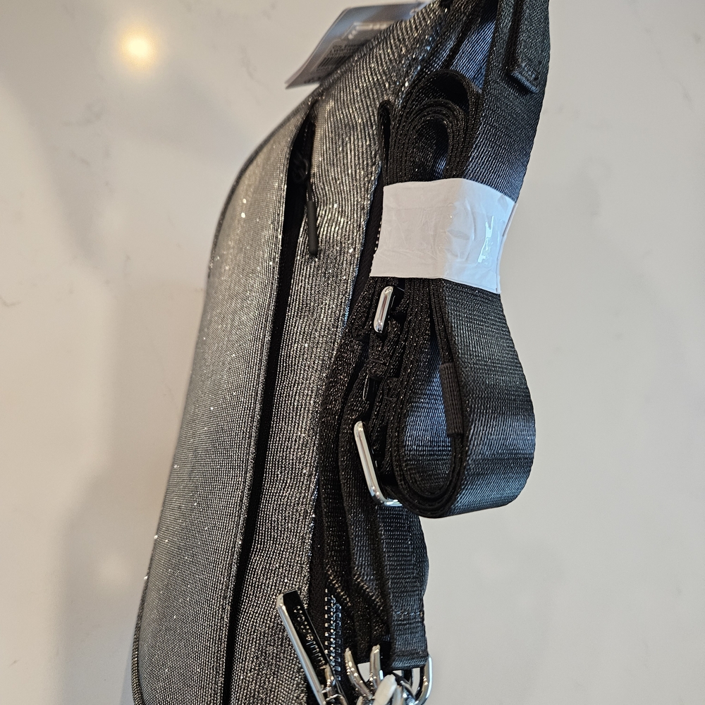 lululemon athletica Silver Sparkle Shoulder Bag - Picture 5 of 5